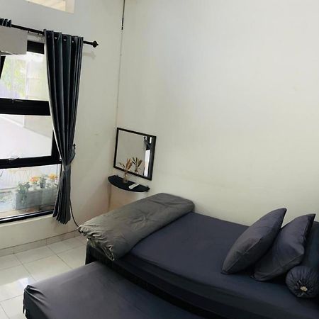 Nita'S Sweet Home Tidar Malang Close To Soehat Kasri Exterior foto