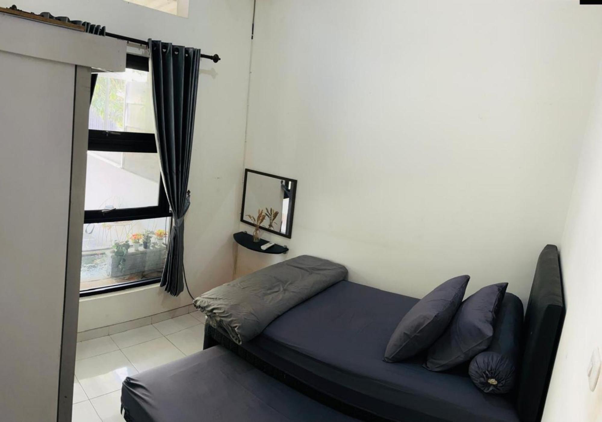 Nita'S Sweet Home Tidar Malang Close To Soehat Kasri Exterior foto